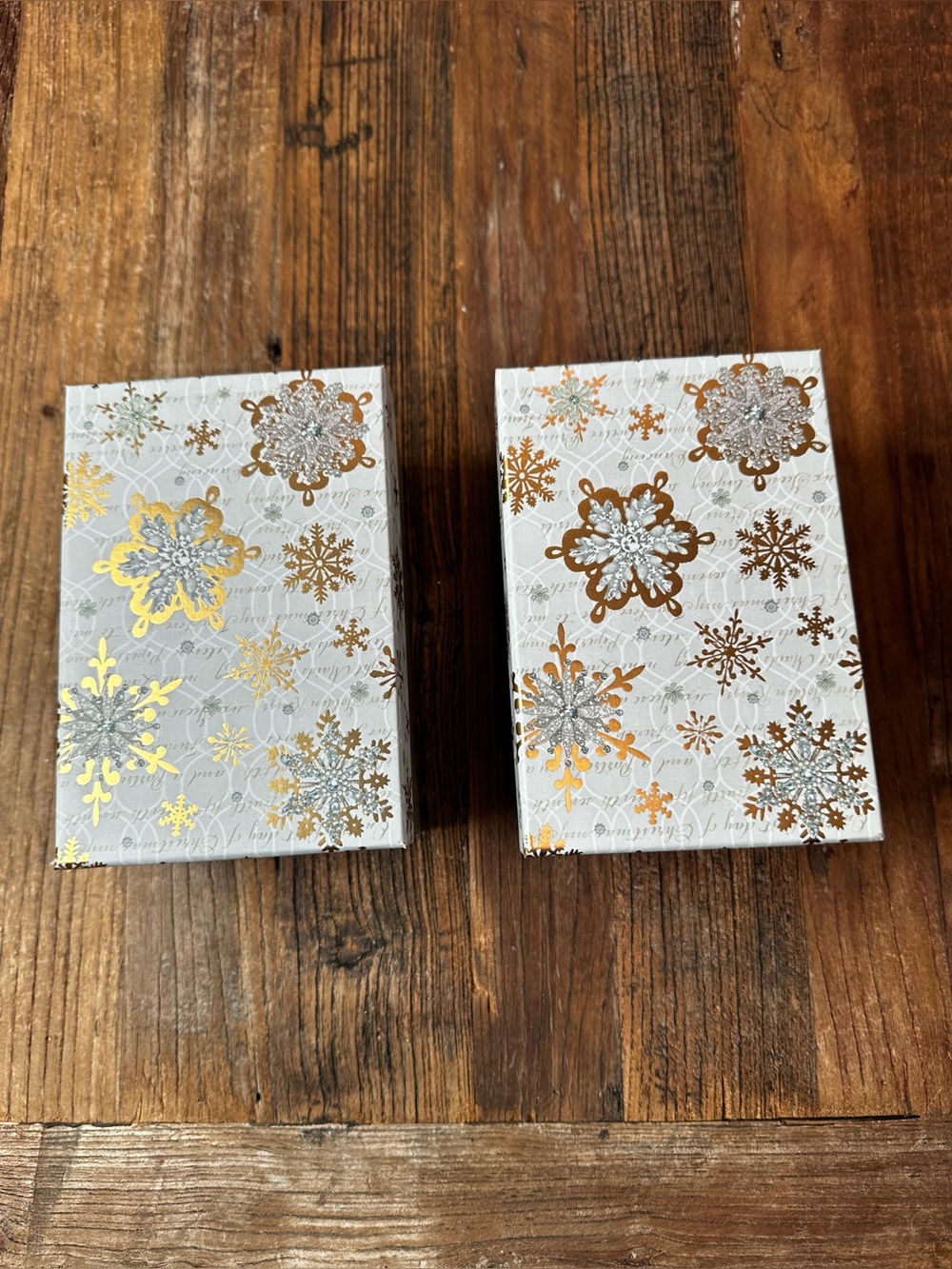 Festive Gold & Silver Snowflake Gift Boxes - Home Party Supplies